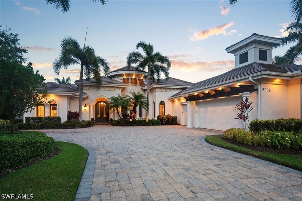 6002 Sunnyslope DR, Naples, FL 34119