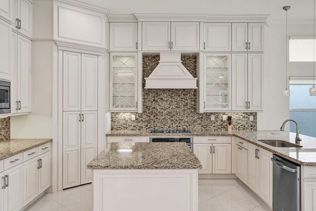 8202 Alpine Ridge Road, Boynton Beach, FL 33473