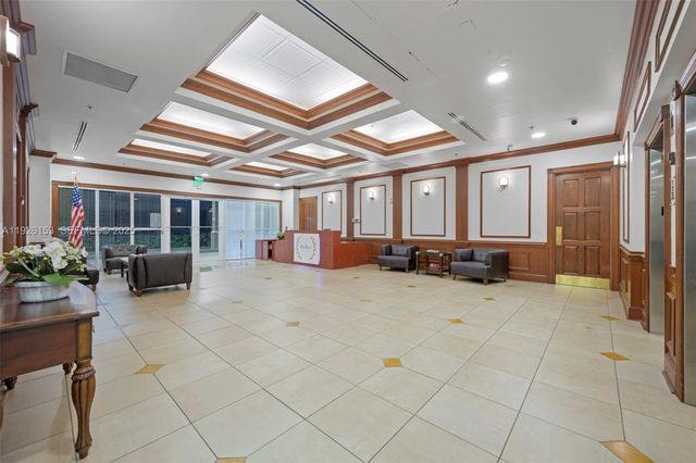 2665 SW 37th Ave 202, Miami, FL 33133