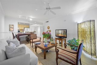 2665 SW 37th Ave 202, Miami, FL 33133