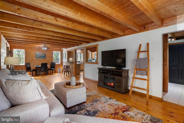 725 BENTLEY, Parkton, MD 21120