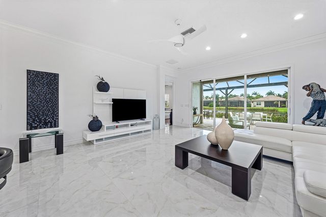 8687 Cathedral Peak Court, Boynton Beach, FL 33473