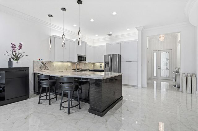 8687 Cathedral Peak Court, Boynton Beach, FL 33473