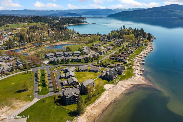 563 Lakeshore Ave, Dover, ID 83825