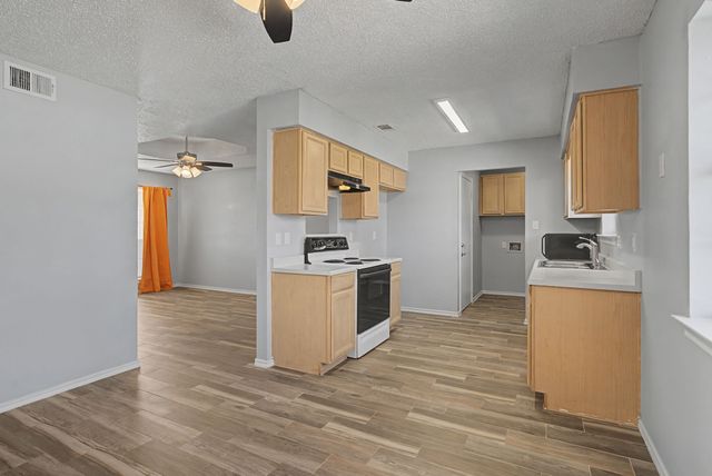 114 Prairie Creek Circle, Princeton, TX 75407