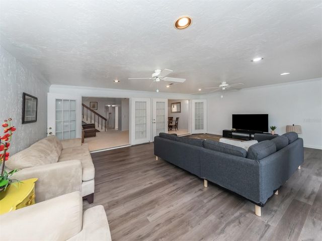 3222 GOLDEN EAGLE LANE, Sarasota, FL 34231