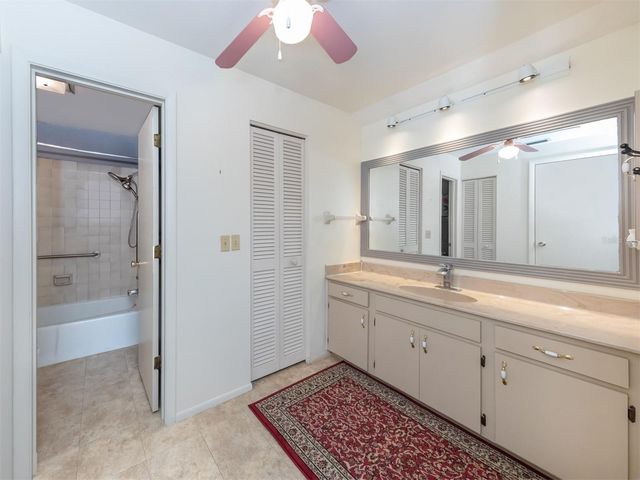 3222 GOLDEN EAGLE LANE, Sarasota, FL 34231