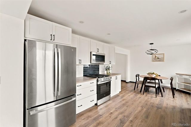 7992 S Corona Way, Littleton, CO 80122