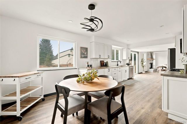7992 S Corona Way, Littleton, CO 80122