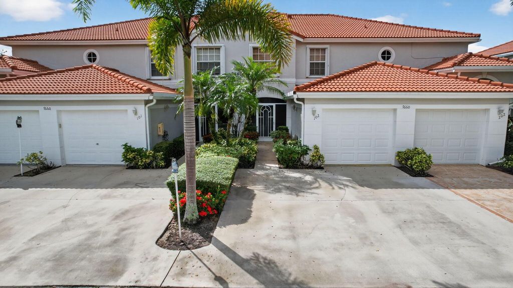 7660 Springwater Place 102, Boynton Beach, FL 33437