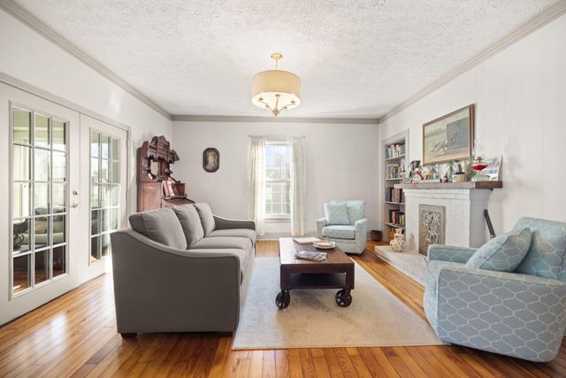 182 Bassett Avenue, Lexington, KY 40502