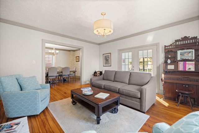 182 Bassett Avenue, Lexington, KY 40502