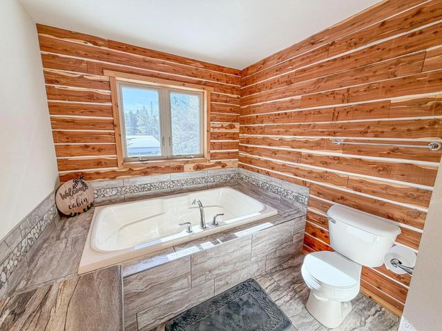 N10498 SAILOR LAKE ROAD, Phillips, WI 54555