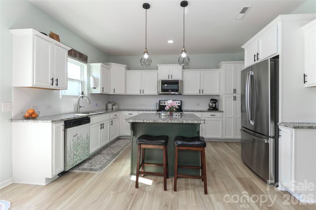 228 Fesperman Circle, Troutman, NC 28166