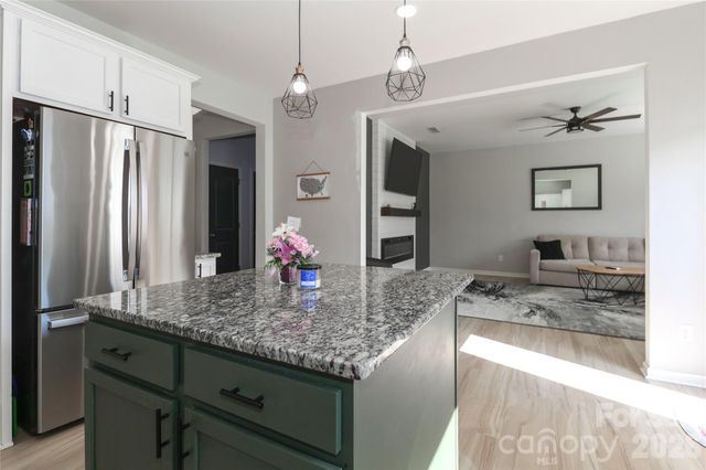 228 Fesperman Circle, Troutman, NC 28166