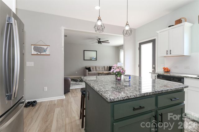 228 Fesperman Circle, Troutman, NC 28166