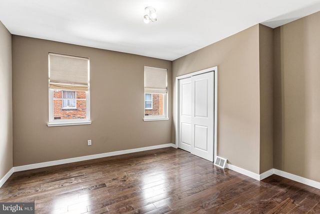 2245 S HICKS ST, Philadelphia, PA 19145