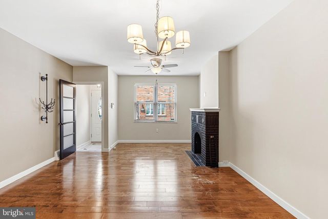 2245 S HICKS ST, Philadelphia, PA 19145