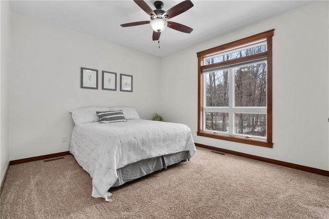 129 Grey Friar Lane, Eau Claire, WI 54701