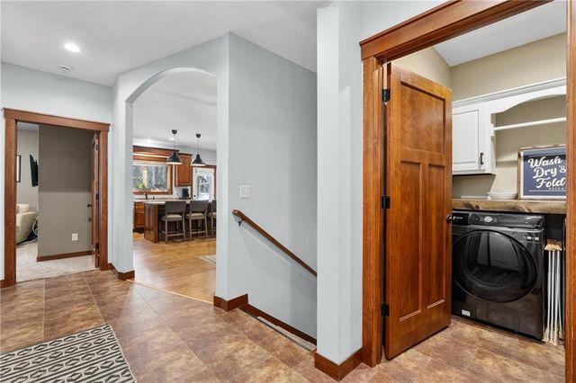 129 Grey Friar Lane, Eau Claire, WI 54701