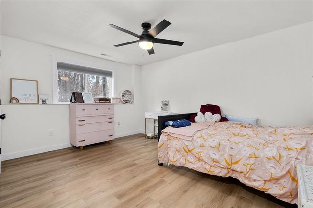 129 Grey Friar Lane, Eau Claire, WI 54701