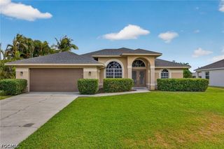 1456 SE 13th TER, Cape Coral, FL 33990