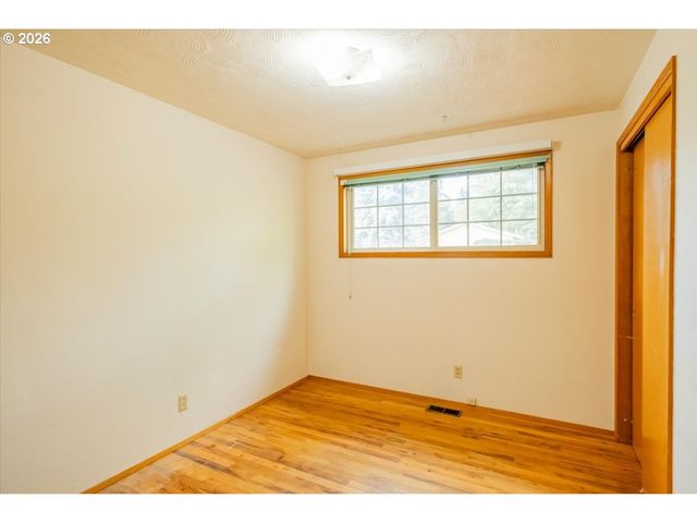 2105 Nw 29TH St, Corvallis, OR 97330