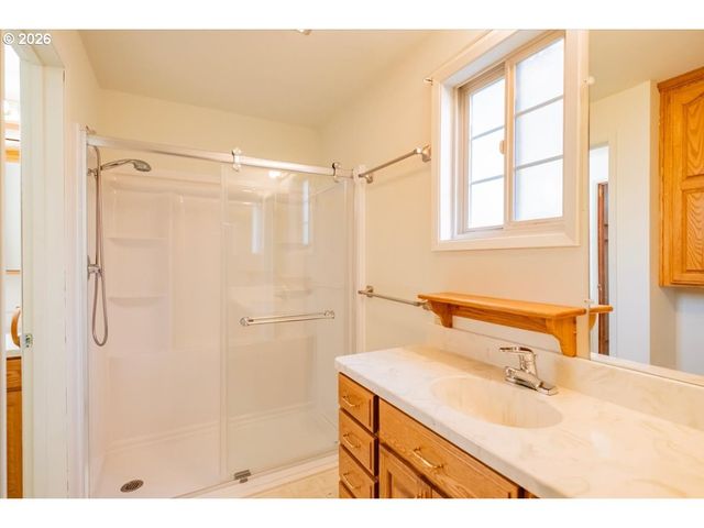 2105 Nw 29TH St, Corvallis, OR 97330