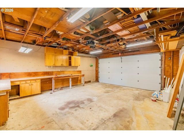 2105 Nw 29TH St, Corvallis, OR 97330