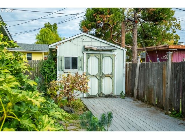 2105 Nw 29TH St, Corvallis, OR 97330