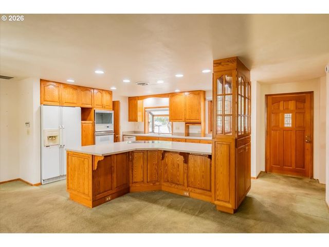 2105 Nw 29TH St, Corvallis, OR 97330