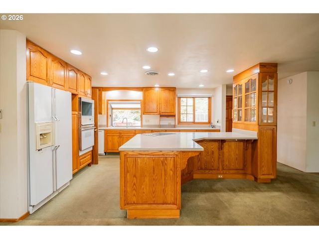 2105 Nw 29TH St, Corvallis, OR 97330