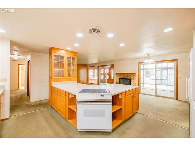 2105 Nw 29TH St, Corvallis, OR 97330