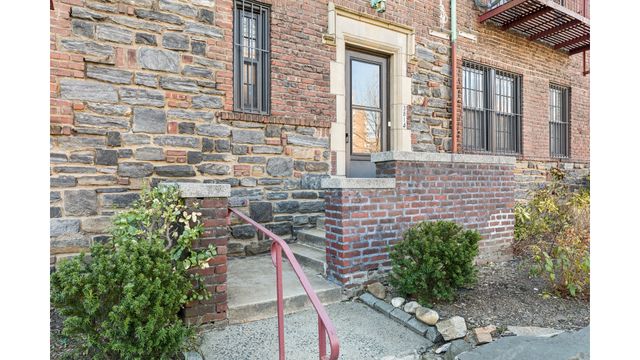 3814 JOHNSON Avenue, New York City, NY 10463