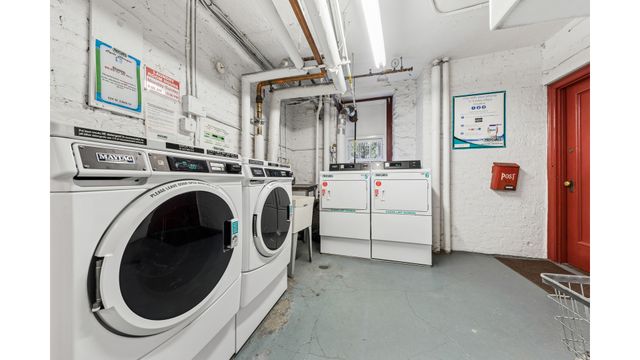 3814 JOHNSON Avenue, New York City, NY 10463