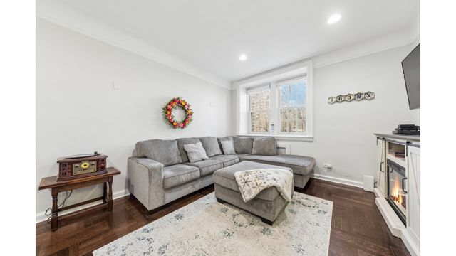 3814 JOHNSON Avenue, New York City, NY 10463