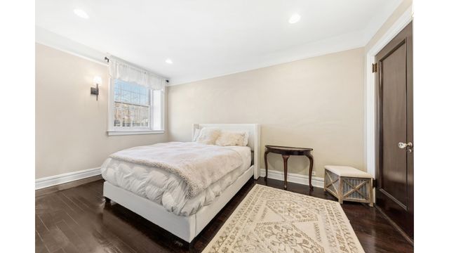 3814 JOHNSON Avenue, New York City, NY 10463
