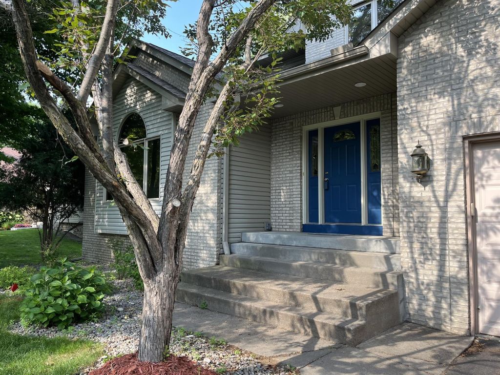 11019 Zumbrota Court NE, Blaine, MN 55449 — photo 3