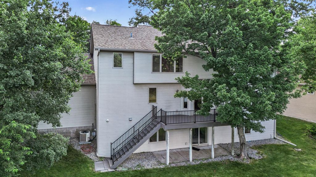 11019 Zumbrota Court NE, Blaine, MN 55449 — photo 5
