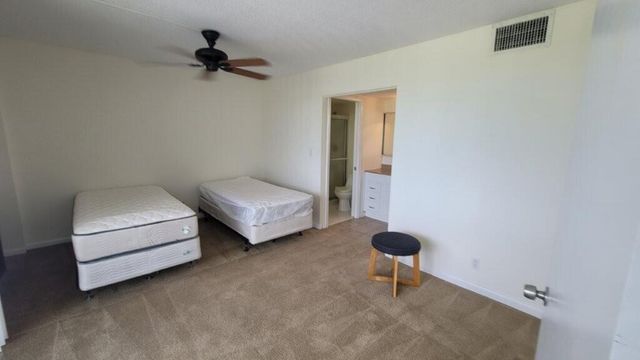 2000 Presidential Way 203, West Palm Beach, FL 33401