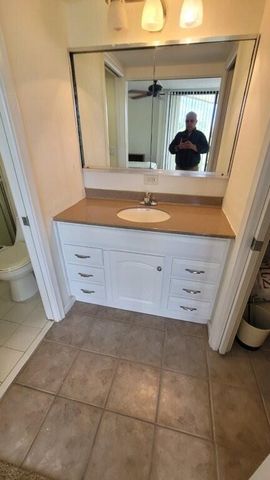 2000 Presidential Way 203, West Palm Beach, FL 33401
