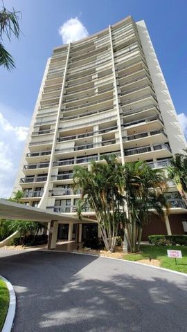 2000 Presidential Way 203, West Palm Beach, FL 33401