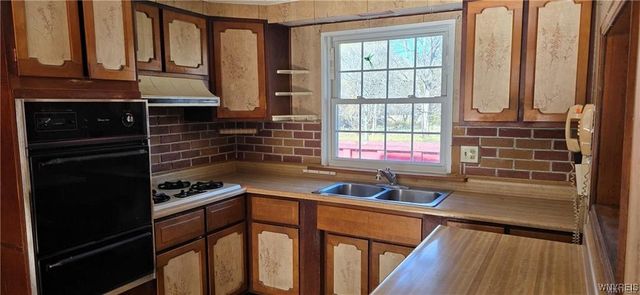 1120 Exchange Street, Alden, NY 14004