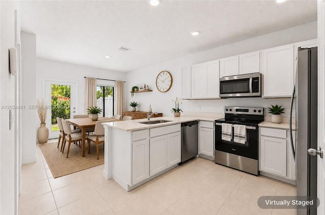 4825 Dillion Street, Lake Worth, FL 33463