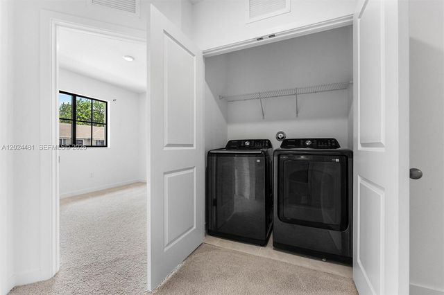 4825 Dillion Street, Lake Worth, FL 33463