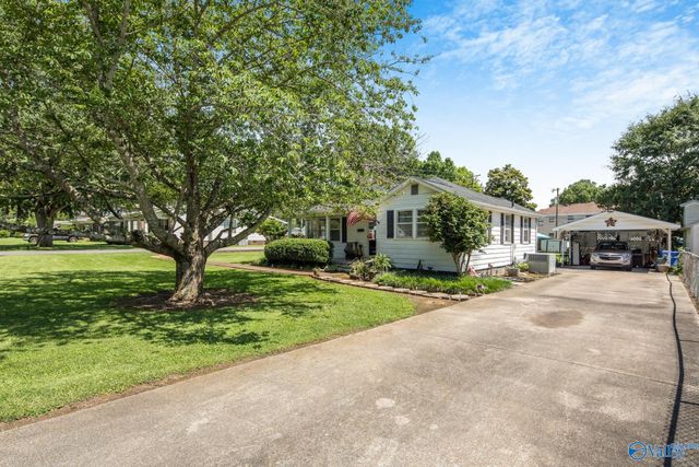 801 1st Avenue, Athens, AL 35611