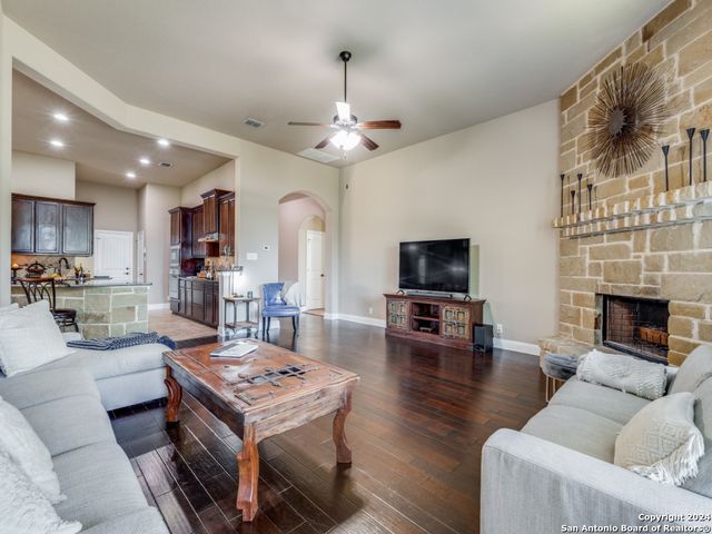 5604 Copper Creek, New Braunfels, TX 78132