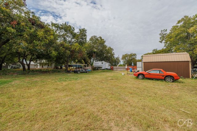 411 Hamby Road, Clyde, TX 79510