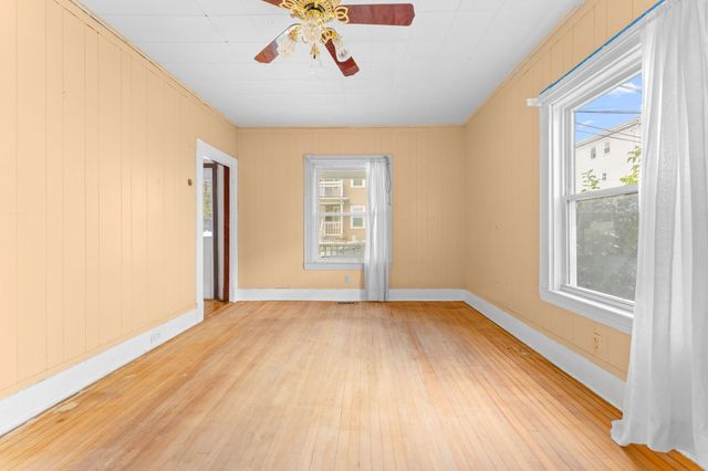 3 Huntington Pl, Brockton, MA 02301