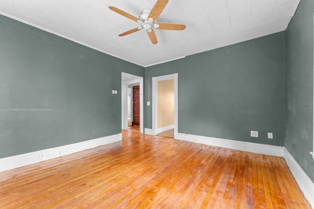 3 Huntington Pl, Brockton, MA 02301